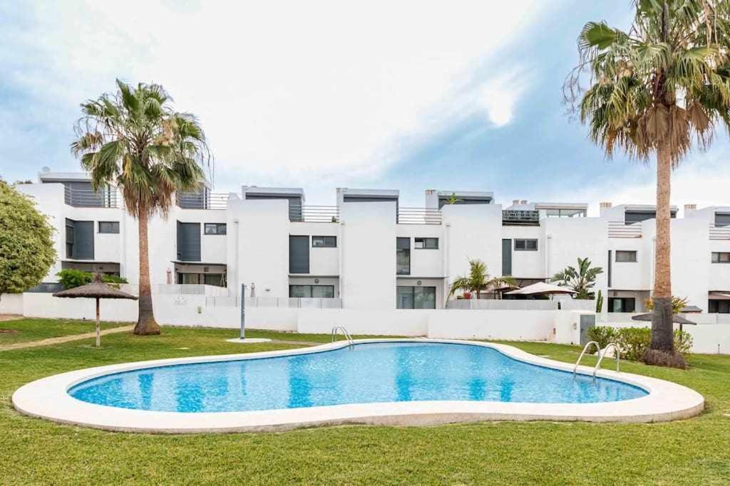 Apartamento Moderno Tranquilo Con Piscina Y Jardin เดเนีย ภายนอก รูปภาพ